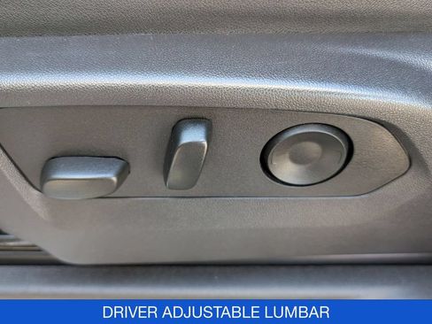 Used 2025 GMC Sierra 1500 SLT AWD/4WD image 15