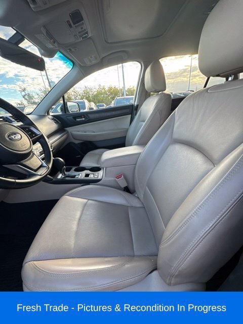 Used 2018 Subaru Outback 3.6R Limited AWD/4WD image 10