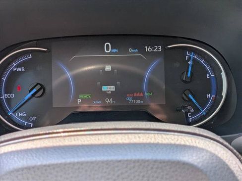 Used 2021 Toyota RAV4 Limited AWD/4WD image 11