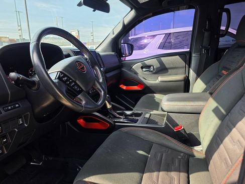 Used 2023 Nissan Frontier PRO-4X w/ Pro Convenience Package AWD/4WD image 8