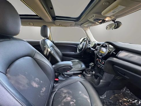 Used 2015 MINI Cooper 2-Door Hardtop FWD image 16