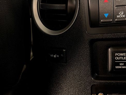 Used 2012 Honda Pilot Touring image 42