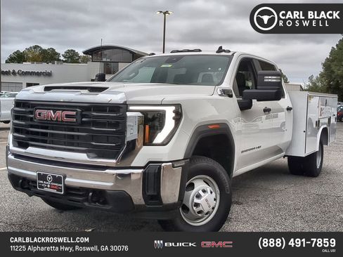 New 2025 GMC Sierra 3500 Pro w/ Convenience Package AWD/4WD image 1