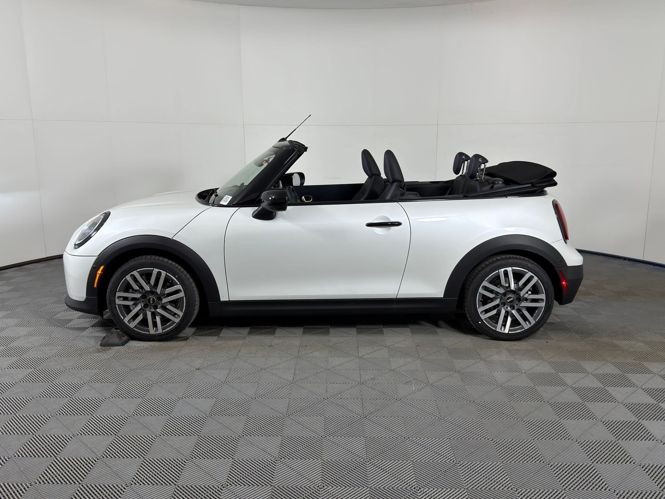 Used 2026 MINI Cooper Convertible FWD image 2