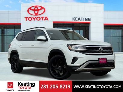 Used 2023 Volkswagen Atlas SE w/ Panoramic Sunroof Package