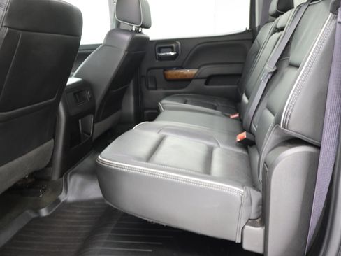 Used 2017 Chevrolet Silverado 2500 High Country w/ Duramax Plus Package AWD/4WD image 9