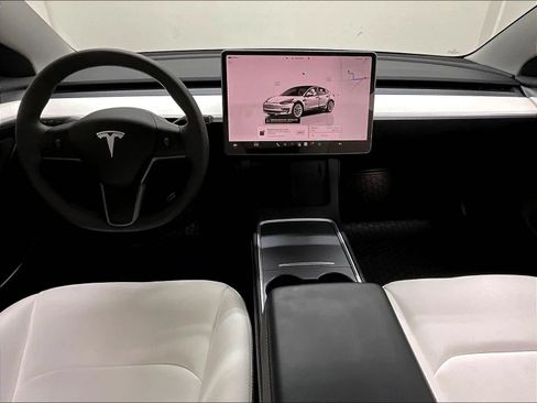 Used 2022 Tesla Model 3 Long Range AWD/4WD image 2