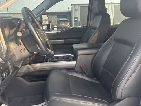 Used 2023 Ford F250 Lariat w/ Sport Appearance Package image 9