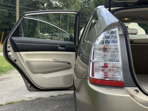 Used 2007 Toyota Prius FWD image 37