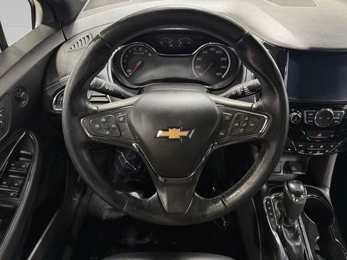 Used 2017 Chevrolet Cruze Premier FWD image 24