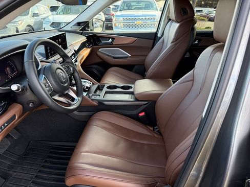 Used 2025 Acura MDX w/ Technology Package image 15