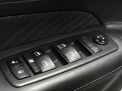 Used 2020 Jeep Grand Cherokee Trackhawk AWD/4WD image 21