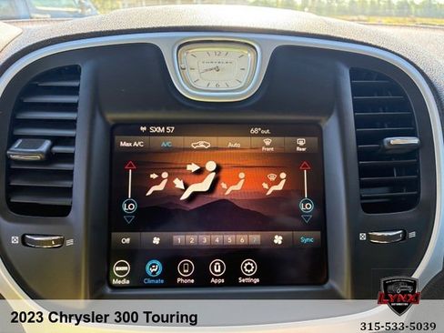 Used 2023 Chrysler 300 Touring w/ Safetytec Plus Group RWD image 15