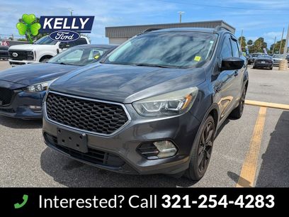 Used 2017 Ford Escape SE w/ SE Sport Appearance Package