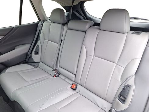 Used 2020 Subaru Outback Limited w/ Popular Package #2 image 11