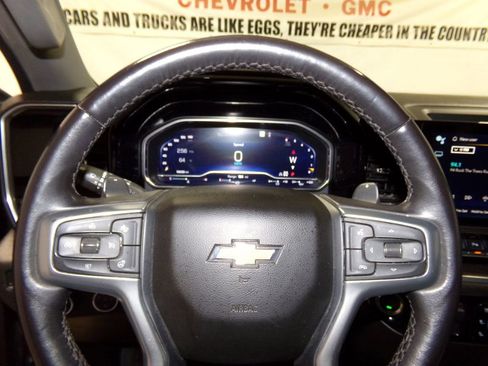 Used 2023 Chevrolet Silverado 1500 LTZ image 23