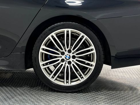 Used 2018 BMW M550i xDrive AWD/4WD image 37