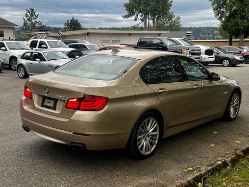 Used 2011 BMW 550i xDrive 550i xDrive AWD 4dr Sedan image 5
