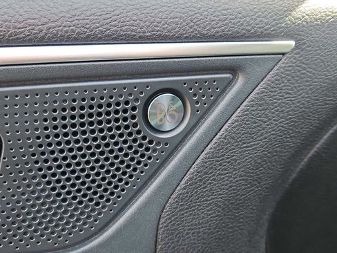 Used 2024 Ford Edge Titanium image 18