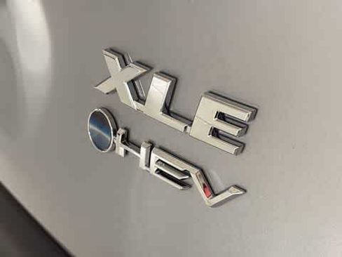 Used 2025 Toyota RAV4 XLE w/ Convenience Package AWD/4WD image 10