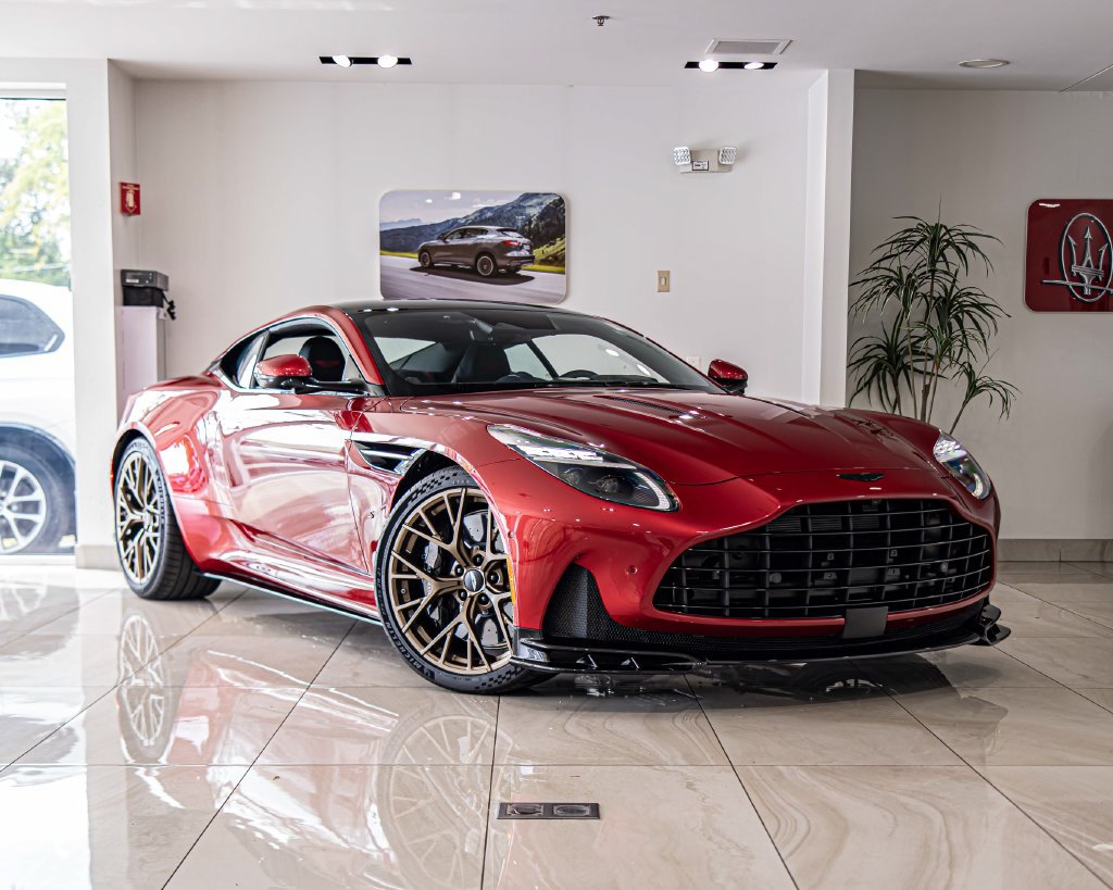 Used 2026 Aston Martin DB12 Coupe RWD image 5
