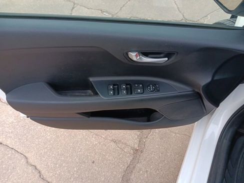 Used 2019 Kia Rio S image 34