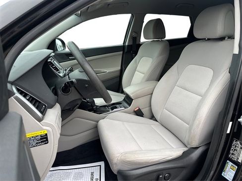 Used 2017 Hyundai Tucson SE image 38