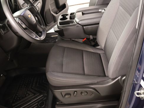 Used 2022 Chevrolet Silverado 1500 Custom RWD image 9