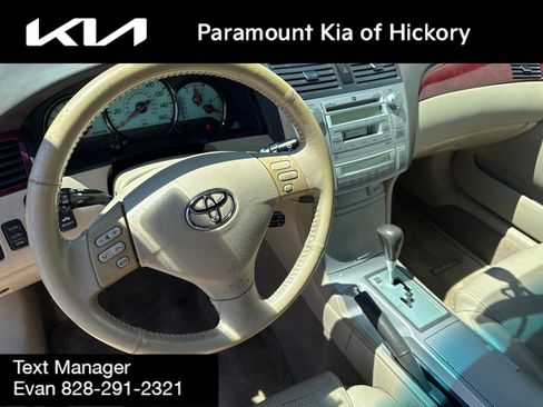 Used 2005 Toyota Solara SLE FWD image 17