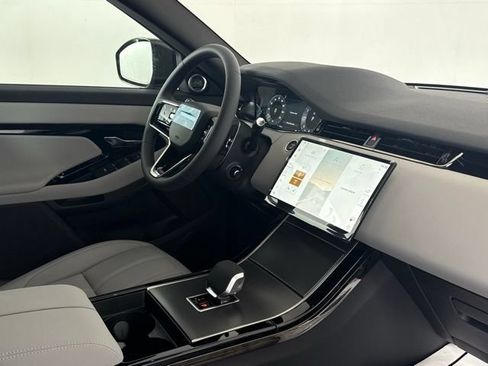 Certified 2026 Land Rover Range Rover Evoque S AWD/4WD image 18