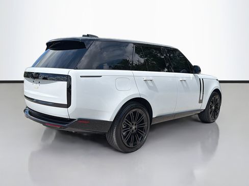 Used 2025 Land Rover Range Rover SE AWD/4WD image 5