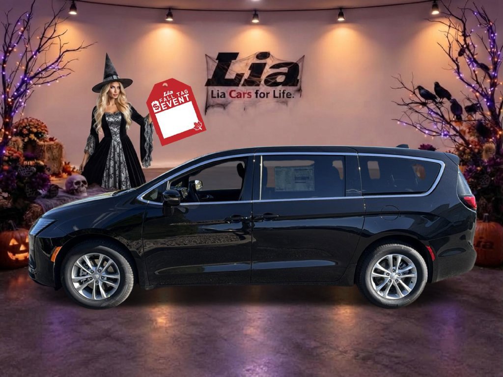 New 2027 Chrysler Pacifica Select FWD image 8