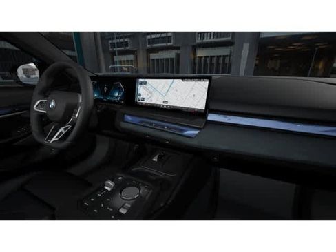 New 2026 BMW i5 eDrive40 w/ M Sport Package image 14