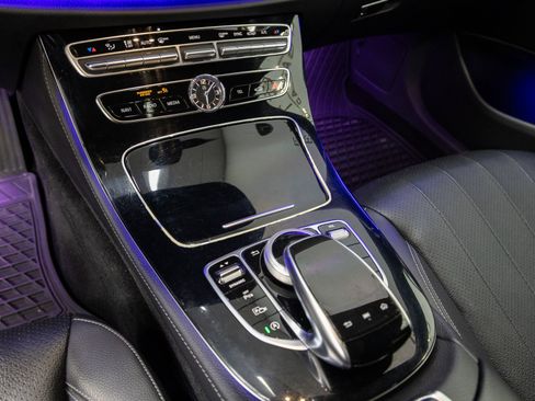 Used 2017 Mercedes-Benz E 300 image 20