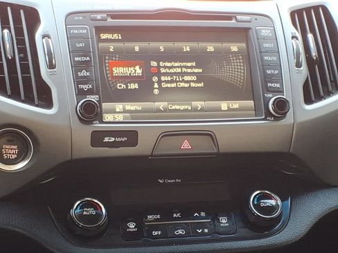 Used 2016 Kia Sportage EX w/ EX Premium Package image 6