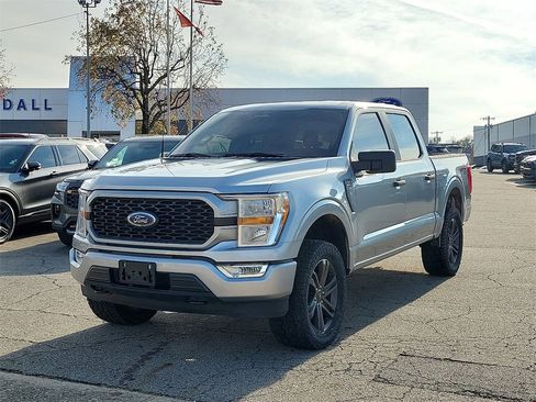 Used 2022 Ford F150 XL w/ STX Appearance Package image 2