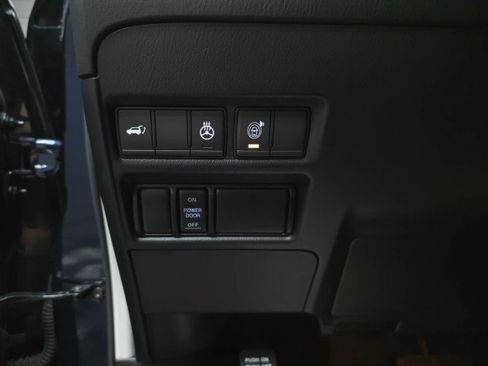 Used 2023 Nissan Armada Platinum AWD/4WD image 34