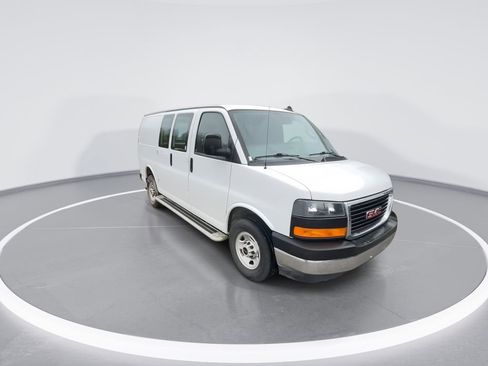 Used 2024 GMC Savana 2500 w/ Driver Convenience Package image 2