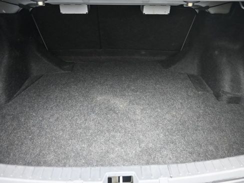 Used 2013 Toyota Corolla LE FWD image 9