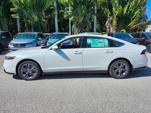 New 2025 Honda Accord EX-L image 4