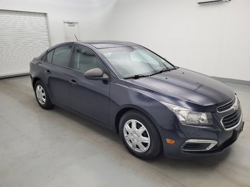 Used 2016 Chevrolet Cruze LS FWD image 11