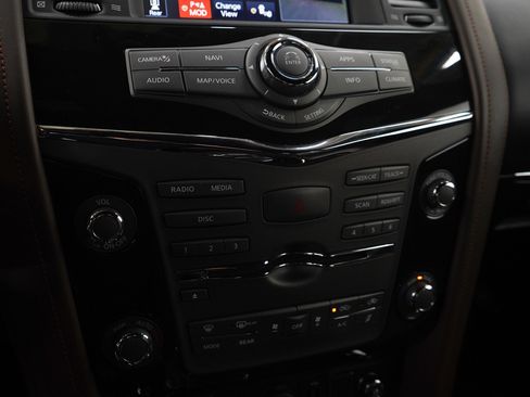 Used 2020 Nissan Armada Platinum w/ Platinum Reserve Package image 25