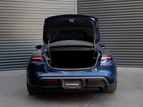 Used 2020 Porsche Taycan Turbo S image 28