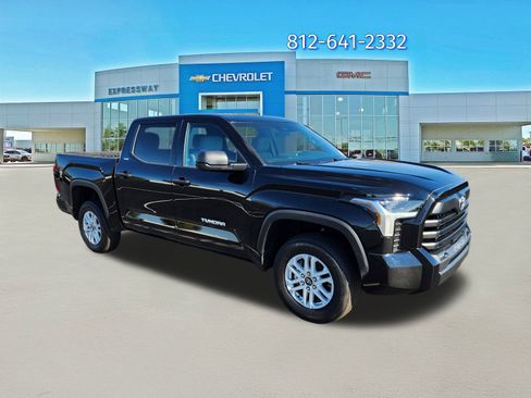 Used 2025 Toyota Tundra SR5 image 9