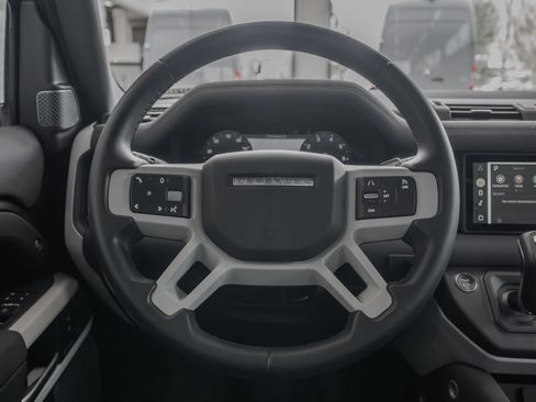 Used 2023 Land Rover Defender 110 SE AWD/4WD image 9