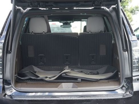Used 2026 Chevrolet Tahoe LT w/ Comfort Package RWD image 33