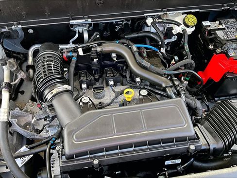 Used 2025 Ford Bronco Sport Outer Banks w/ Outer Banks Tech Package+ image 33