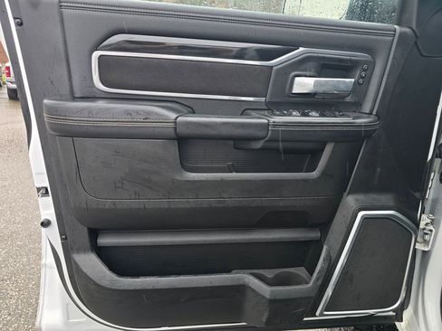 Used 2022 RAM 3500 Laramie image 44