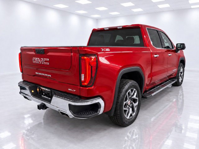 Used 2023 GMC Sierra 1500 SLT w/ SLT Premium Package AWD/4WD image 11