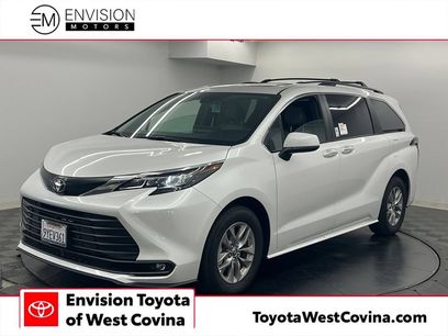 Used 2026 Toyota Sienna XLE